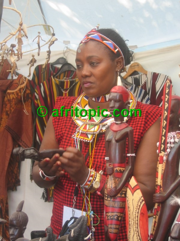 ../Images/AfricaFestival-28-29May05 120.jpg